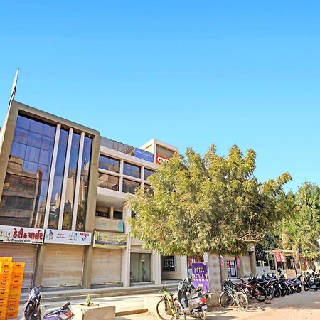Fabhotel Relax Gandhinagar Kültér fotó
