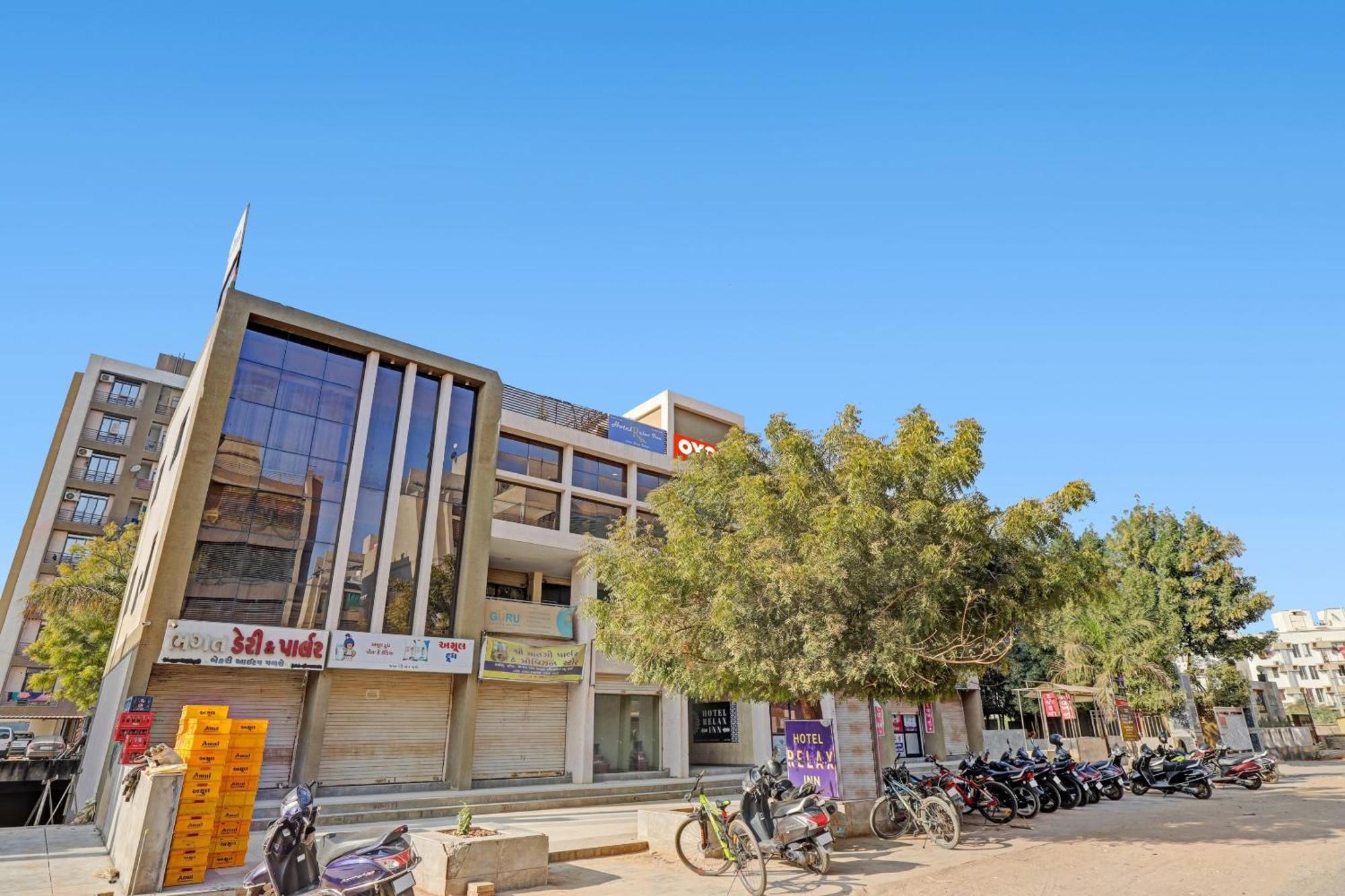 Fabhotel Relax Gandhinagar Kültér fotó